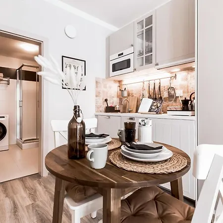 Nove Studio Safari /rezidence Harfistka/ O2 Arena Apartment